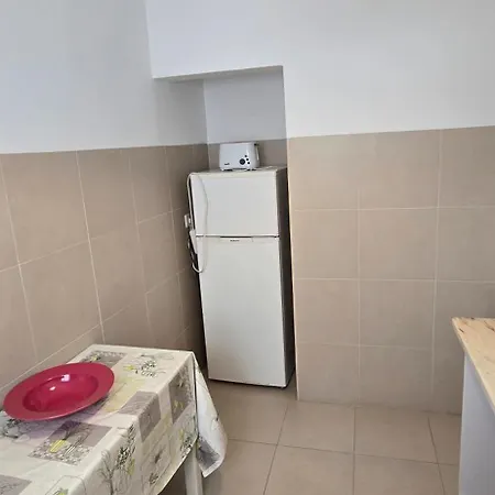 Rosa 2 Apartment